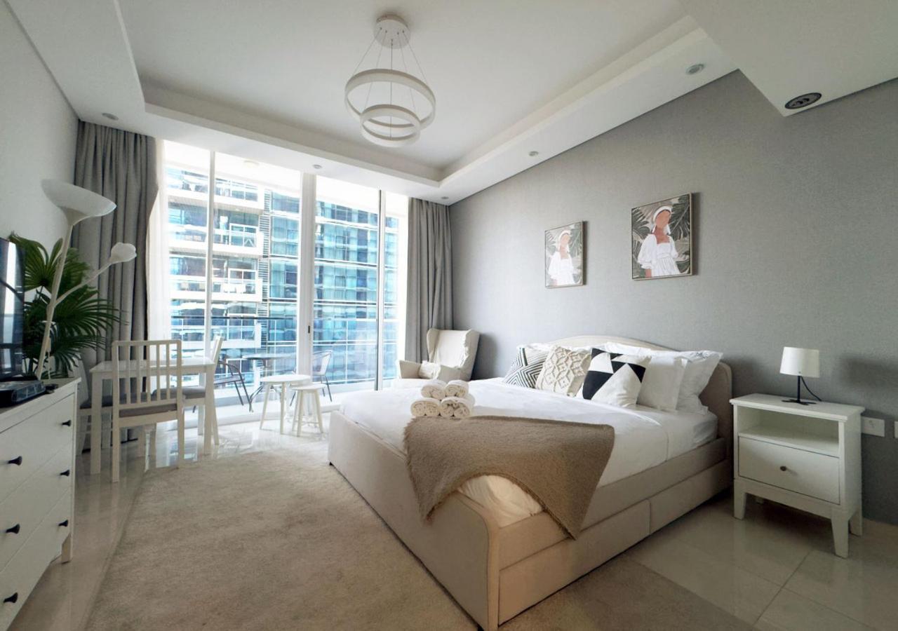 Canal Access Studio, 1 Min Walk To Business Bay Marina Дубай